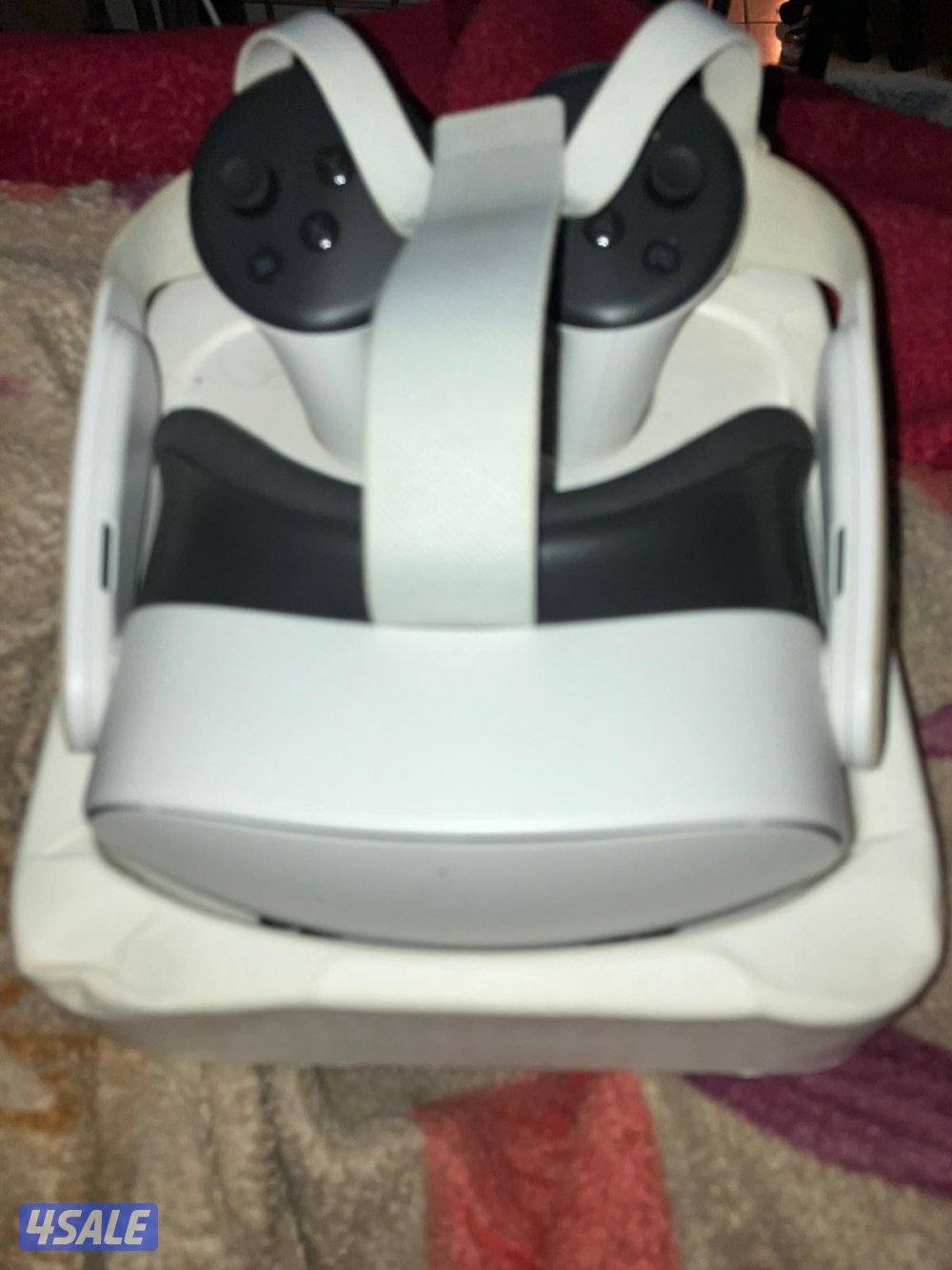 …………………….……………………….R meta quest 3s  شاريه قبل شهرين كنه جديد2