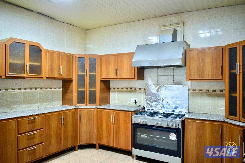 للايجار اليومي استراحة VIP في الهجن صالة العاب وجلسات خارجية وشلالات4