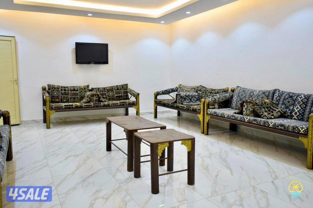 للايجار اليومي استراحة VIP في الهجن صالة العاب وجلسات خارجية وشلالات5