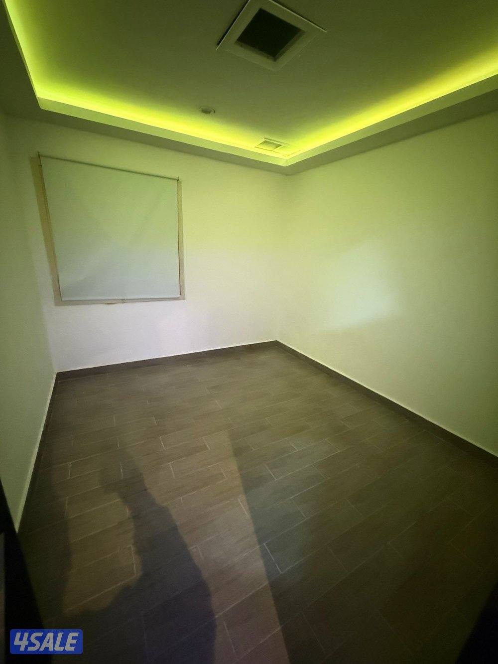 شقق للايجار خلو وفاضي غرفة وصالة ومطبخ وحمام تشطيب سوبر لوكس4