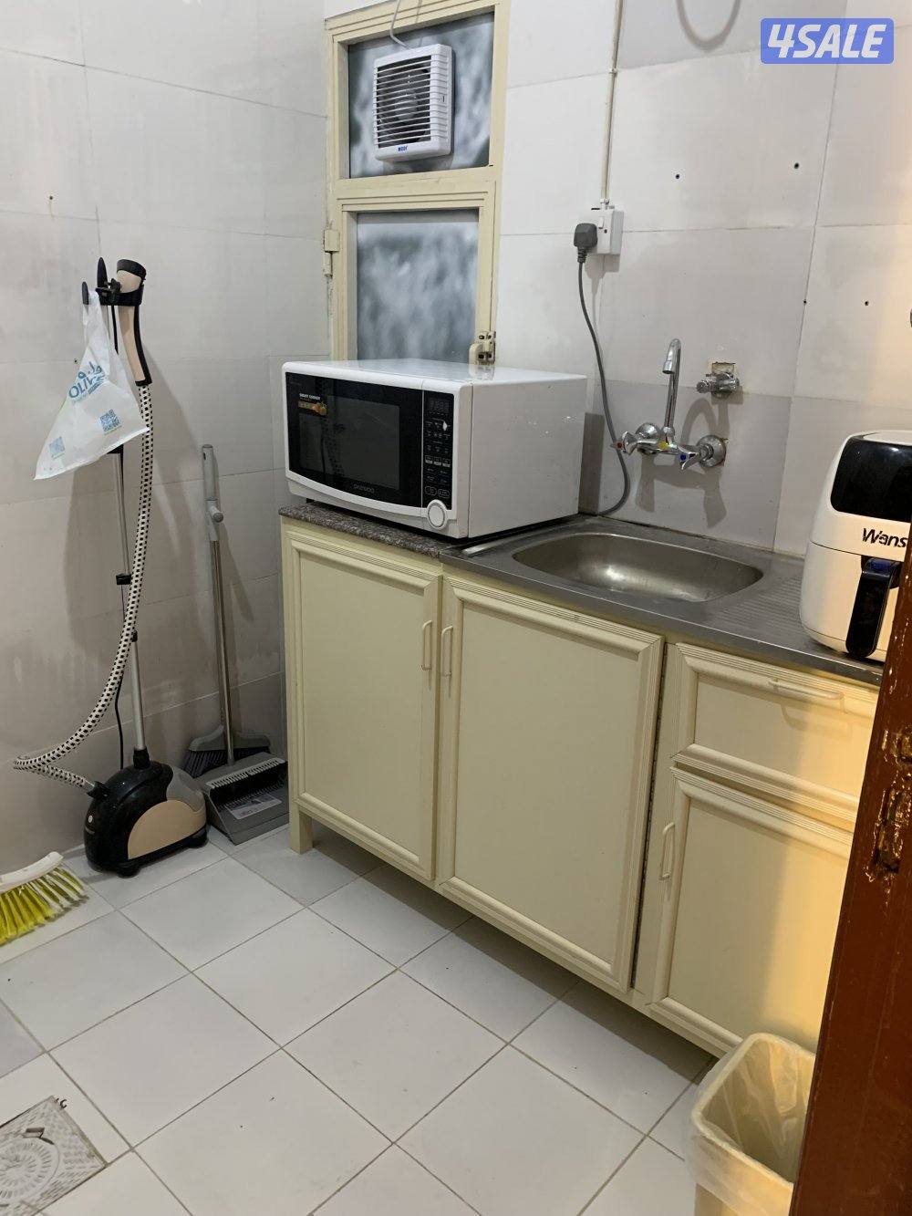 شقق للايجار خلو وفاضي غرفة وصالة ومطبخ وحمام تشطيب سوبر لوكس11