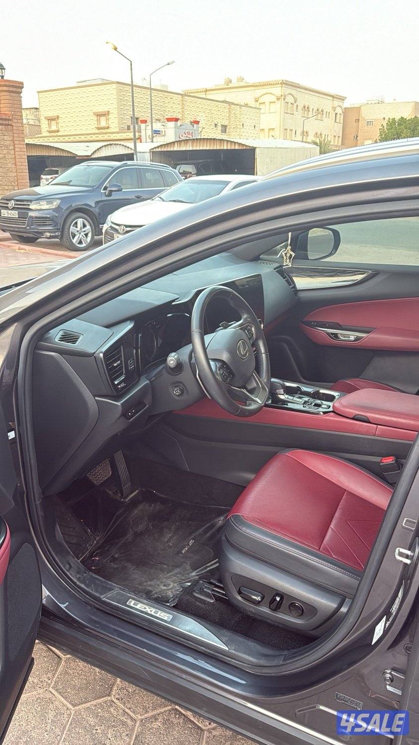 لكزس Nxالموتر نظيف وبحاله وكاله مايشكي من شي3