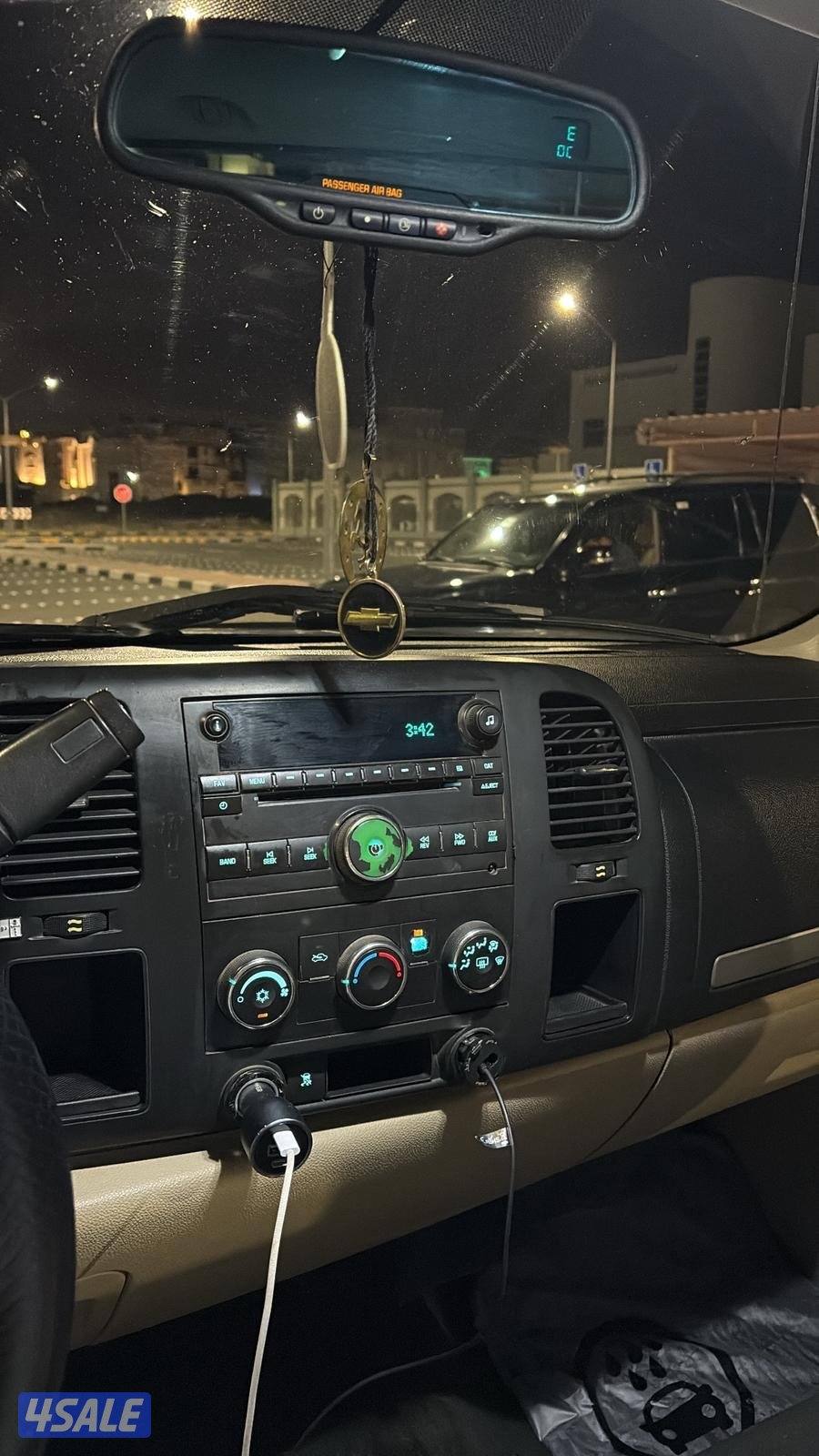 وانيت سلفرادو8