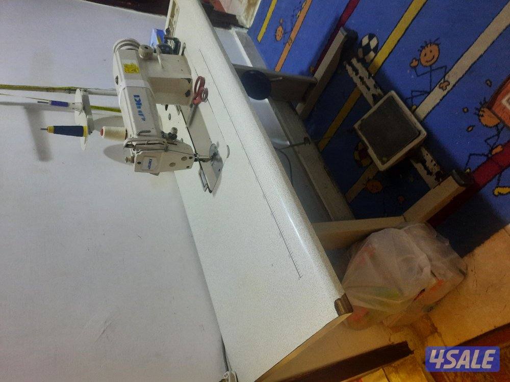 للبيع: ماكينة خياطة جاك (JACK) بحالة ممتازة0