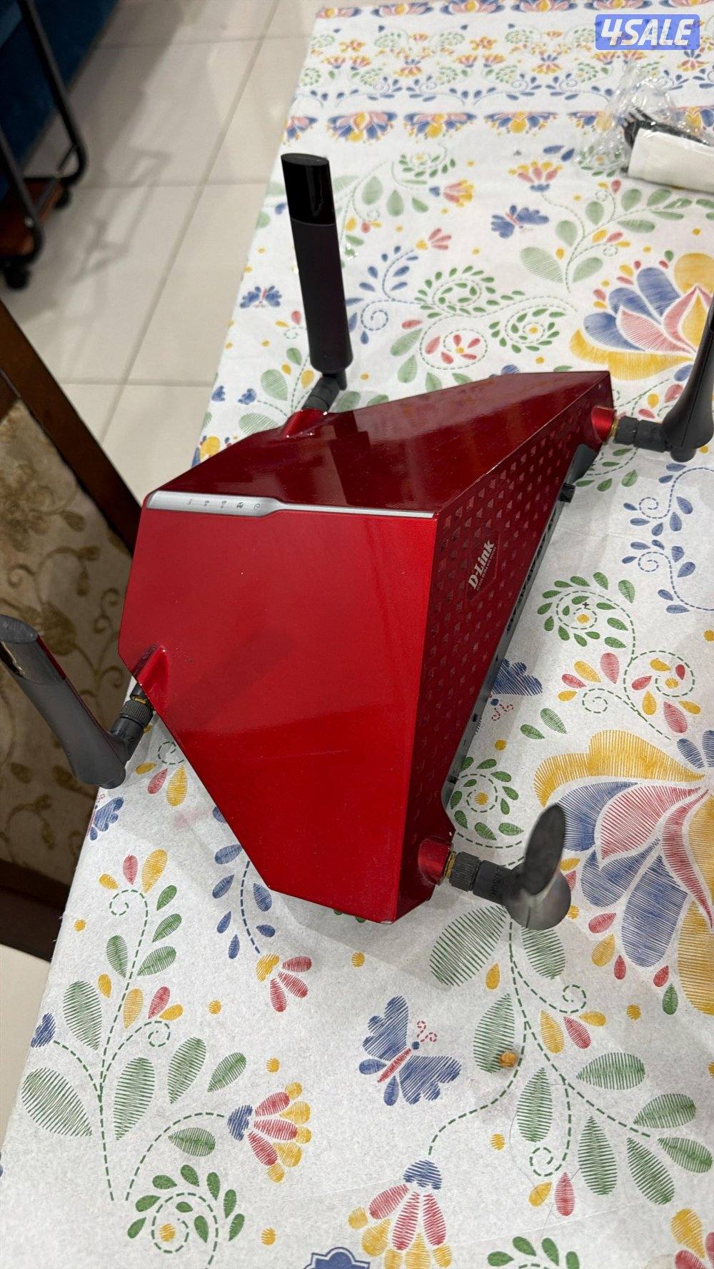 للبيع موزع شبكه واي فاي d link0