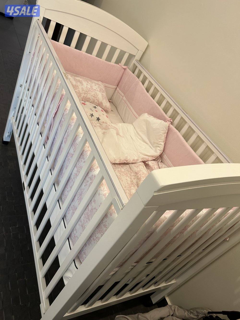 للبيع سرير اطفال1