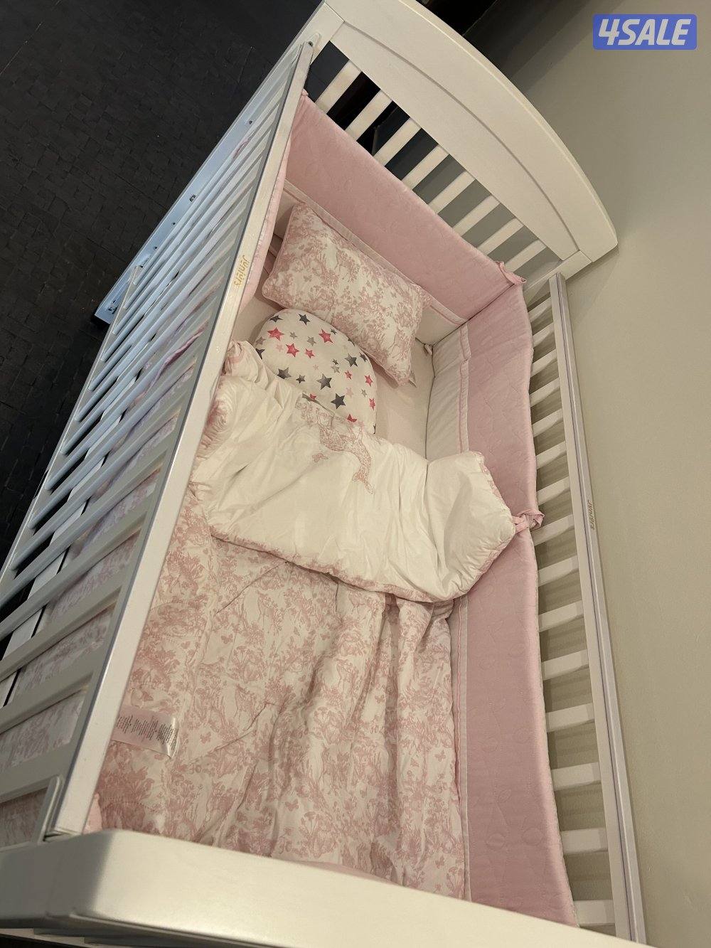 للبيع سرير اطفال3