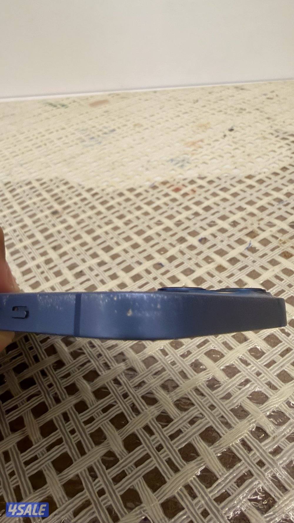 ايفون 13 عادي 256g البطاريه 79 التلفون نضيف ماتبطل ولا شي تبدل2