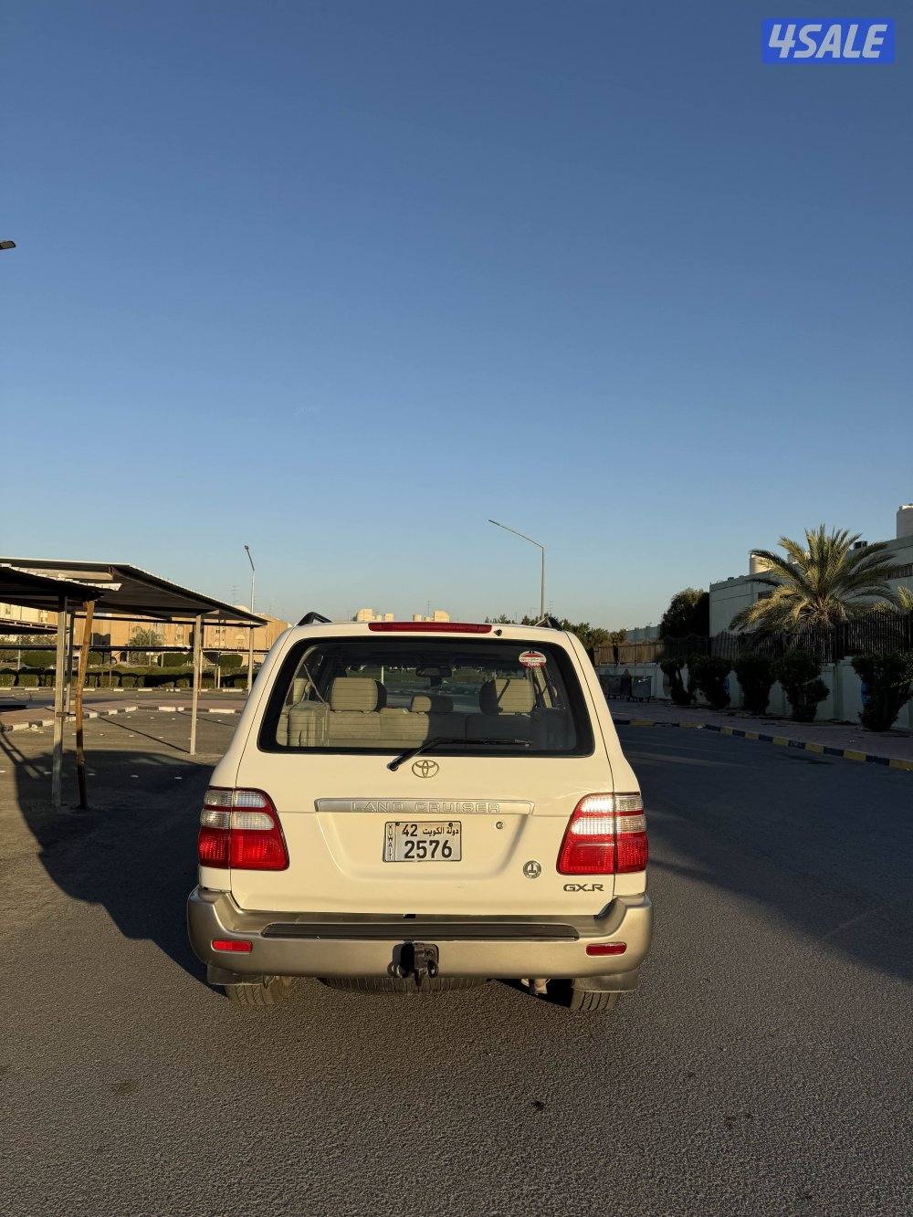 للبيع لاند كروزر 20053