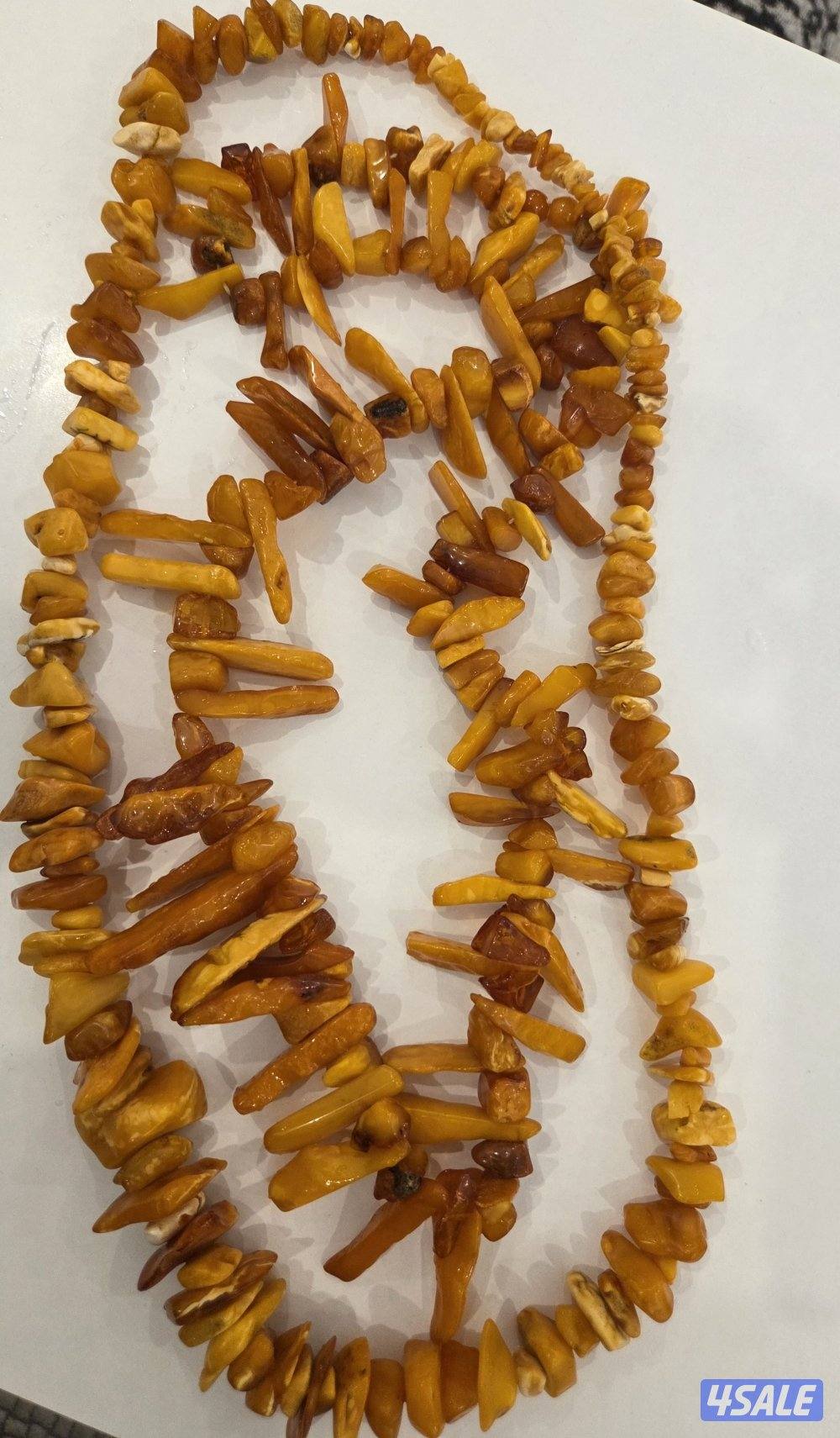 للبيع عقدين كهرب شجري قديم جدا وزنهم 245 قرام6