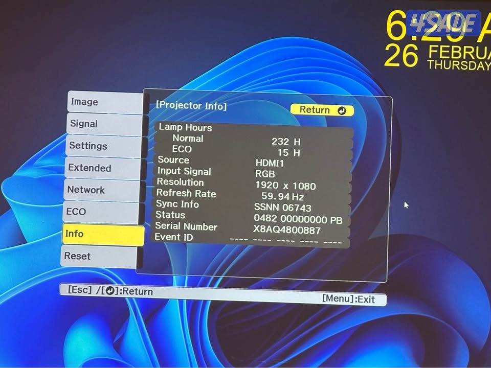 بروجكتر أبسون  هوم سينيما ١٠٨٠  فل اتش دي ويلس و كروم كاست الجهاز نطيف4