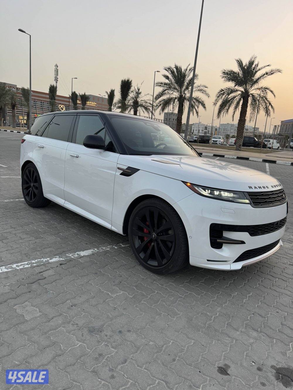 Range Rover sport se dynamic black addition P4006