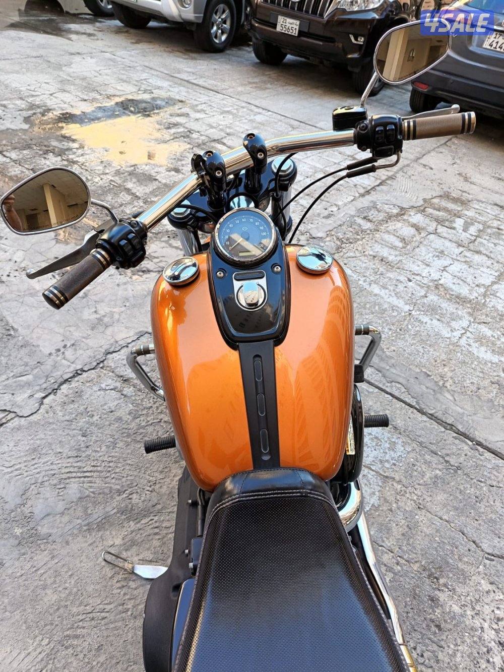 Harley Davidson Fatbob 2014 Model - Expat Owned - less than 10,000 kms3