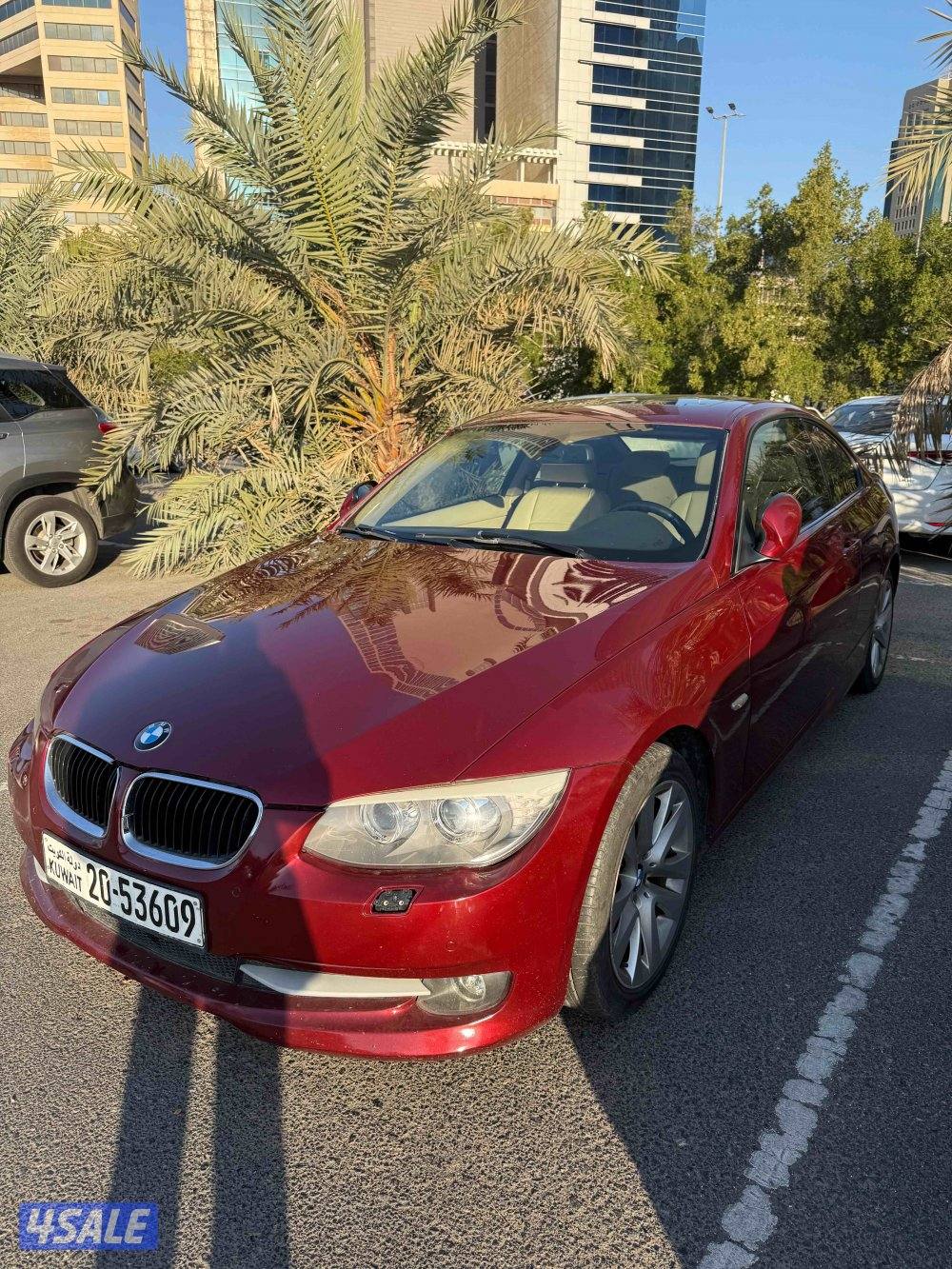 BMW 320i coupe 2013 in good condition1