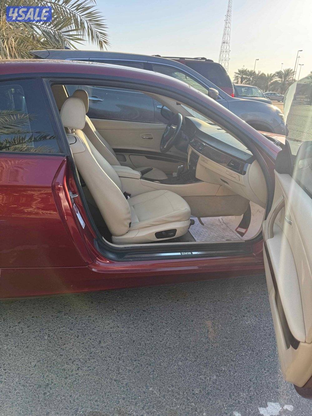 BMW 320i coupe 2013 in good condition4