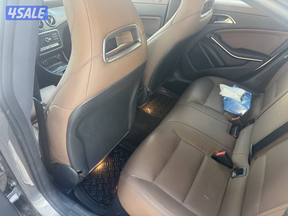 مرسيدس CLA250 موديل 2018 ماشي 64 الف شرط الفحص صبغ وكالة بحالة ممتازة2