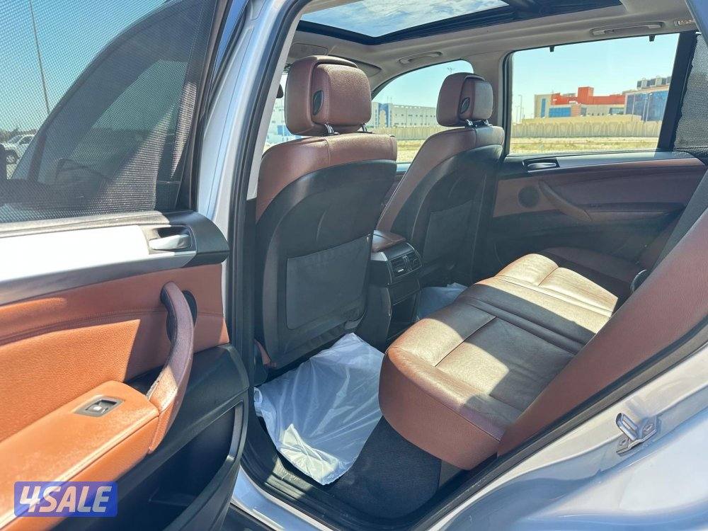 بي ام X5 موديل ٢٠١٣ بحالة ممتازة8