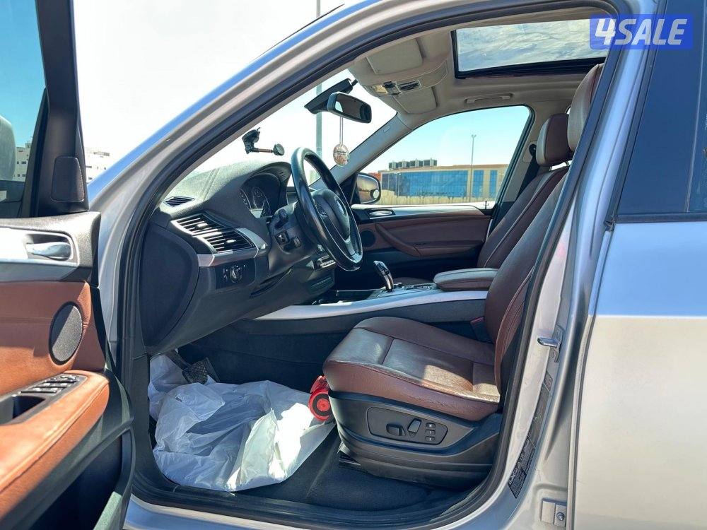 بي ام X5 موديل ٢٠١٣ بحالة ممتازة10