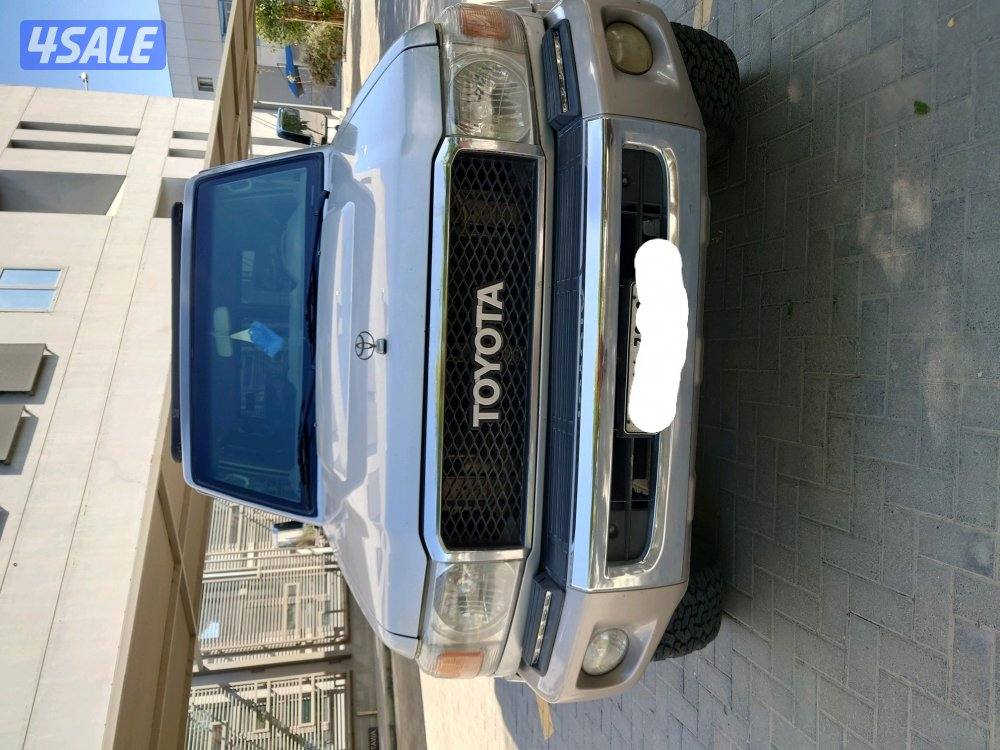 تويوتا لاندكروزر ربع 20188