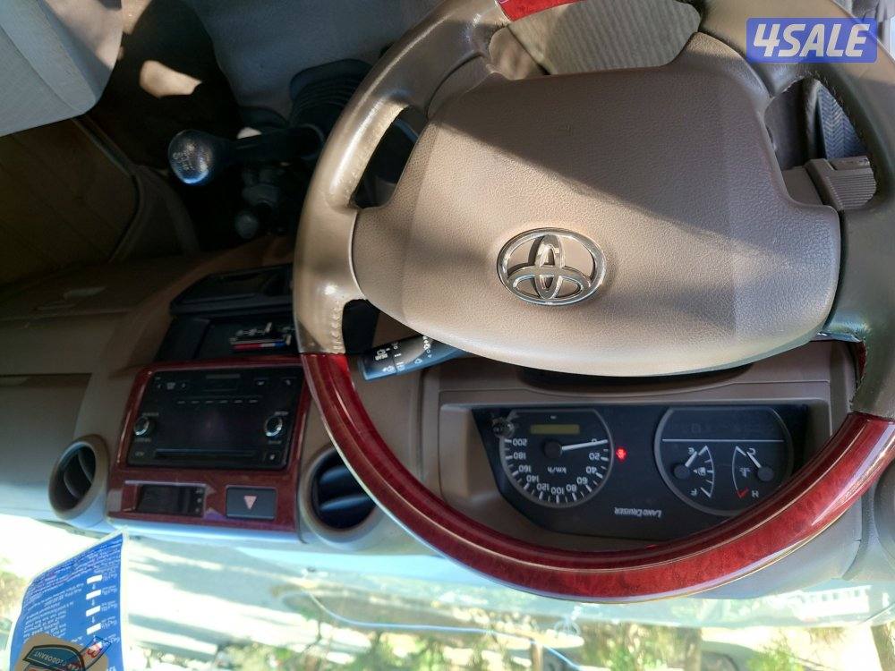 تويوتا لاندكروزر ربع 20189