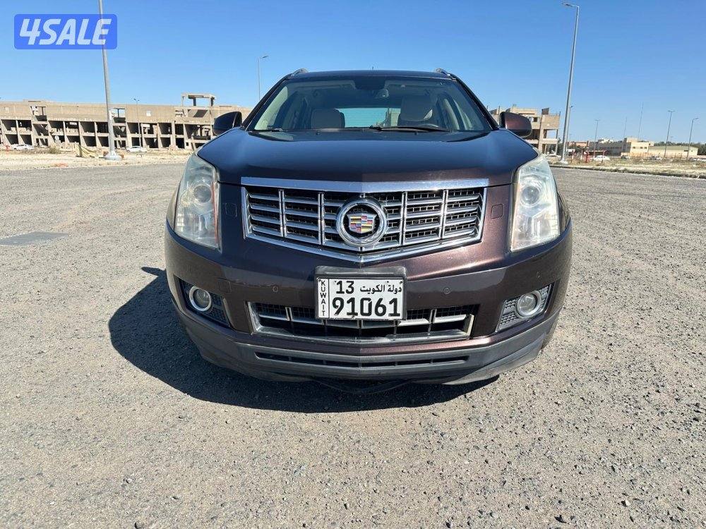 كاديلاك SRX موديل ٢٠١٥ ماشي ١٣٩ الف2