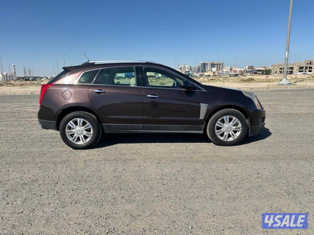 كاديلاك SRX موديل ٢٠١٥ ماشي ١٣٩ الف4