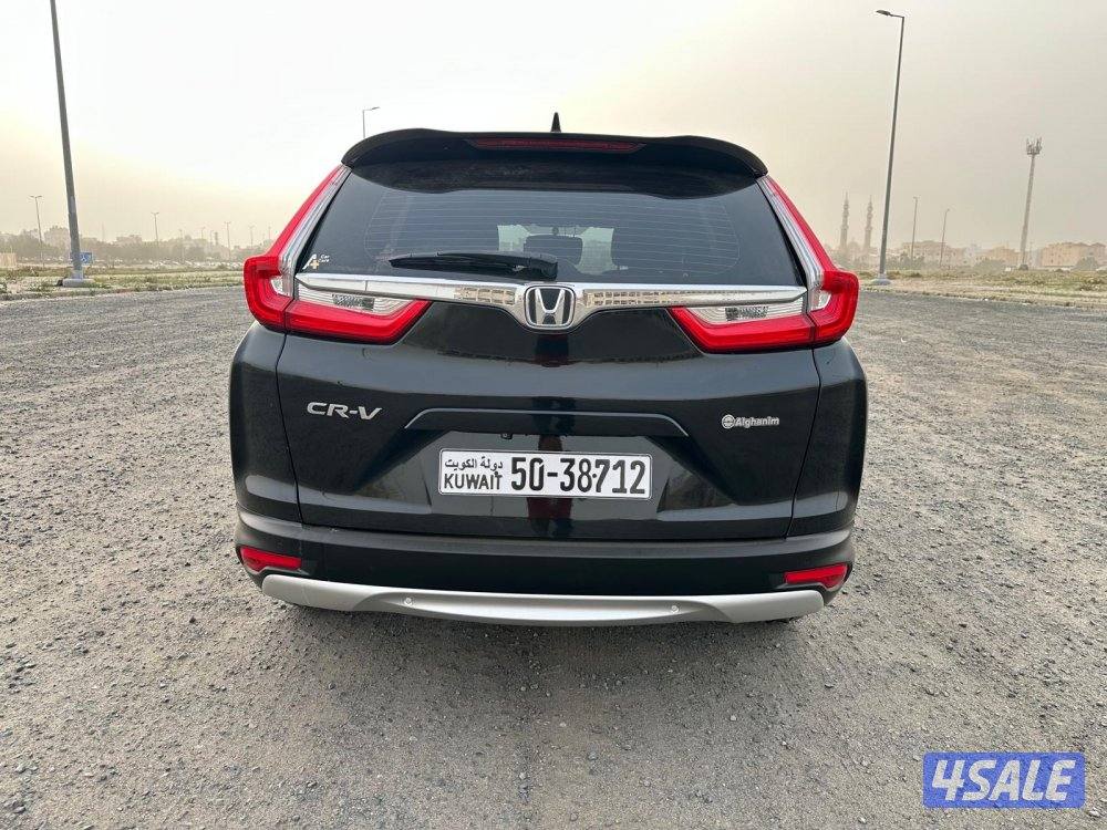 هوندا CRV موديل ٢٠١٨ بحالة الوكالة2