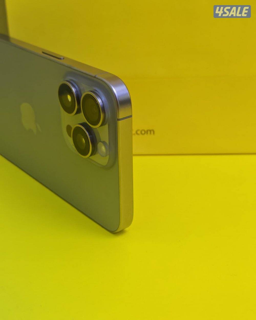 ايفون 15 برو ماكس 256 جيجا تيتانيوم مستعمل كالجديد iPhone 15 Pro Max2