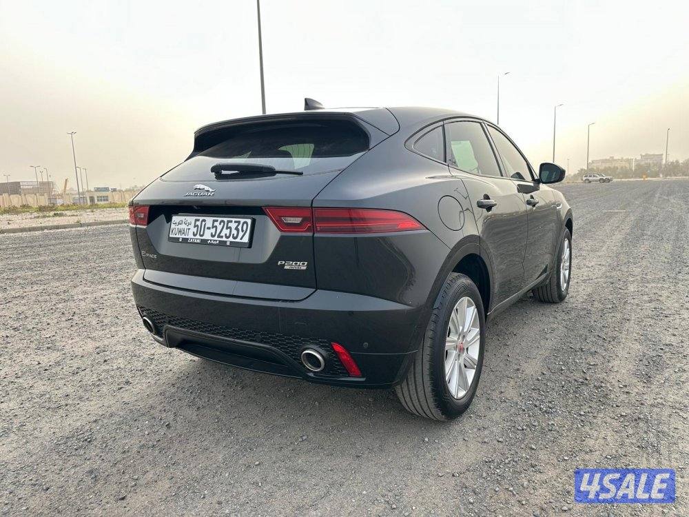 جاكوار E pace Sport موديل ٢٠١٩ ماشي ٨١ الف4