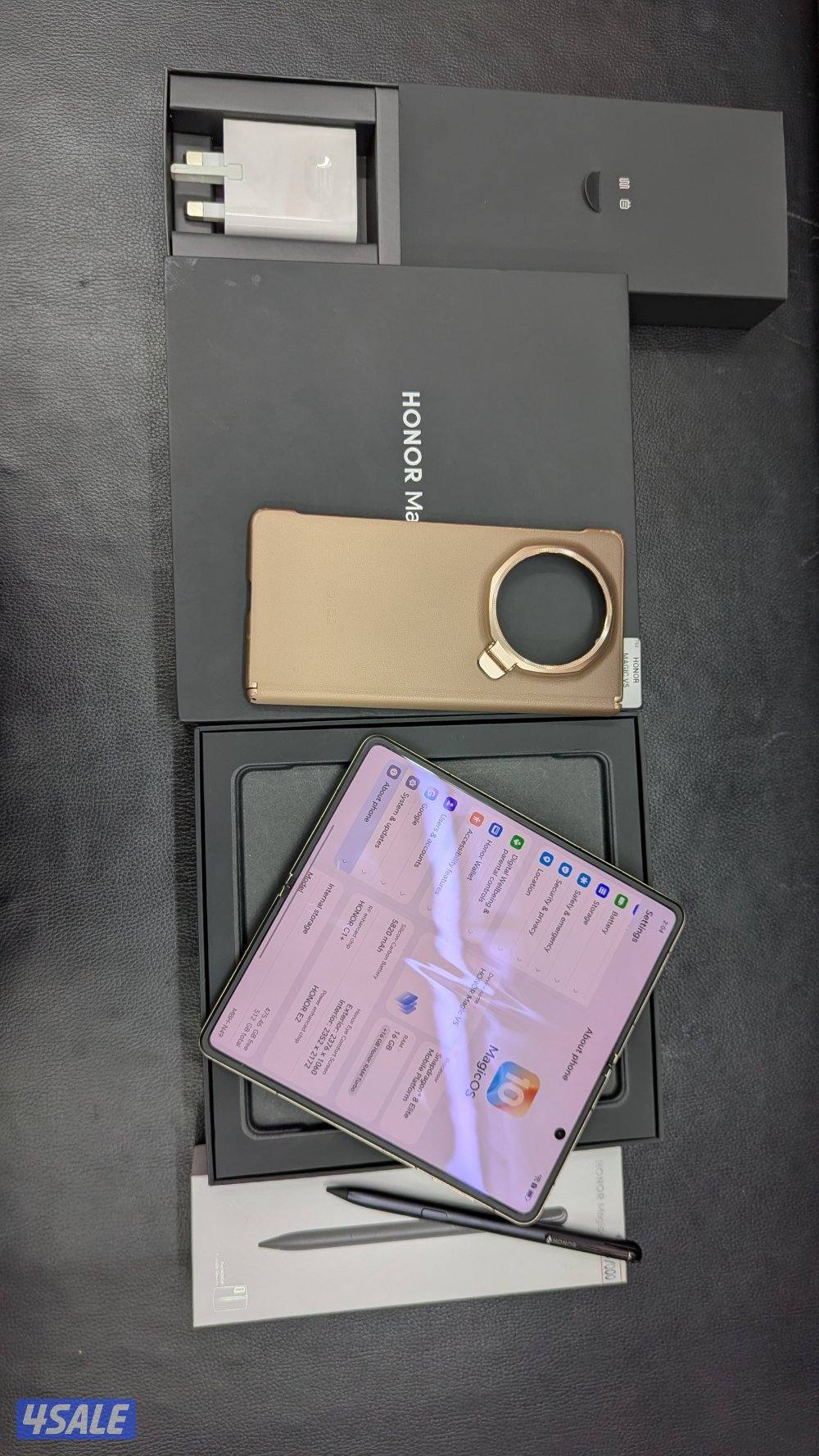 Honor Magic  v5 / 512 GB storage3