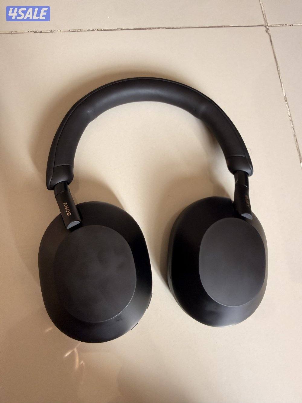 Sony WH-1000XM5 Excellent Condition0