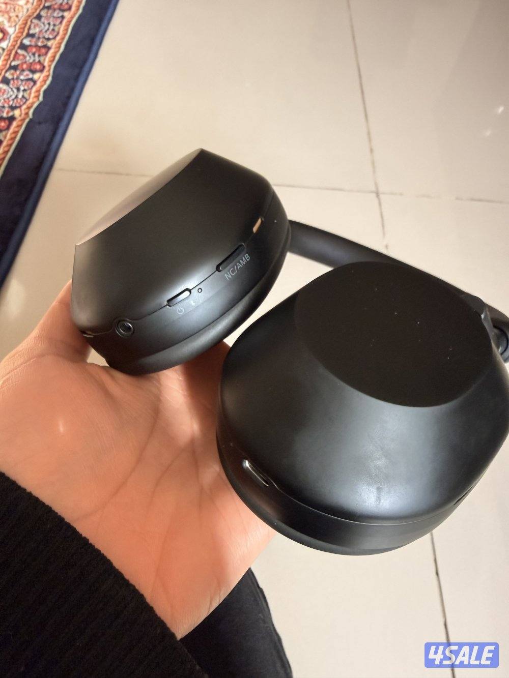 Sony WH-1000XM5 Excellent Condition1