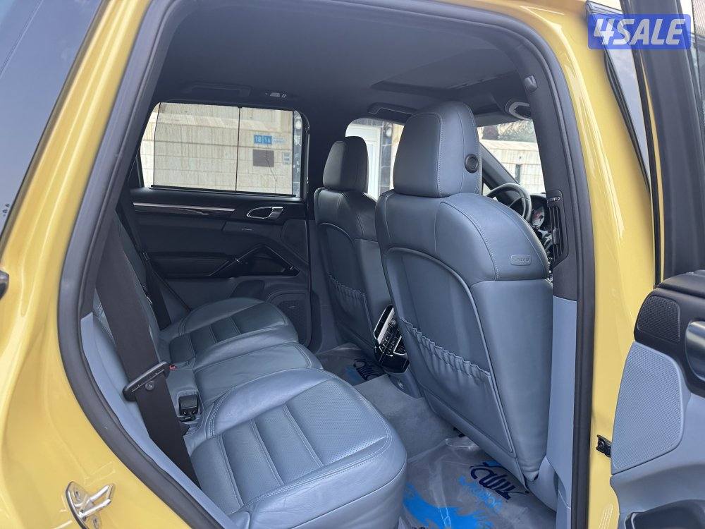 PORSCHE CAYENNE S 2011 V8 SPECIAL ORDER (SENDYELLOW)9
