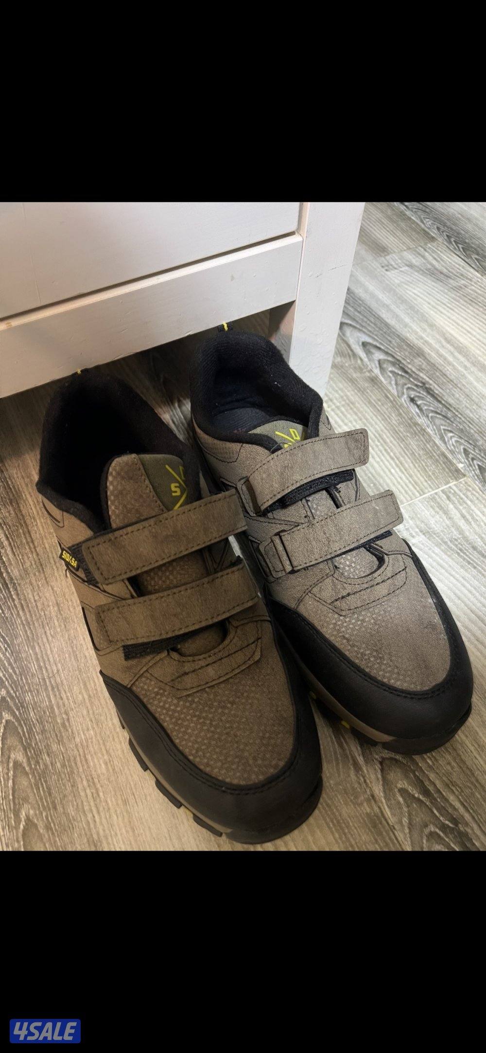 للبيع جواتي مختلفة مستخدمة بسعر رخيص جدا10