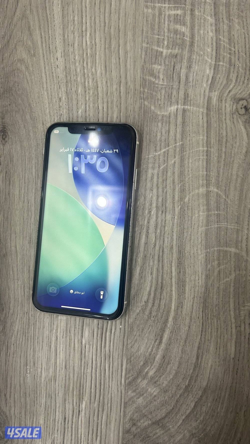 ايفون ١١ للبيع بطاريته ٨٤ اصليه و ١٢٨ قيقا و فقط مبدل شاشه اماميه4