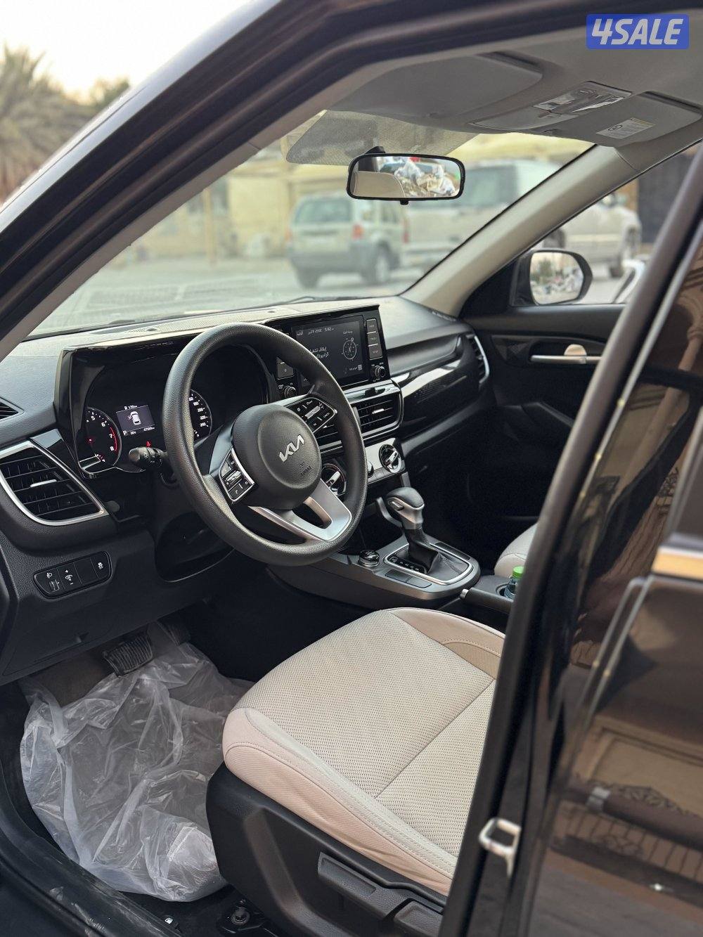 للبيع جيب كيا 20221