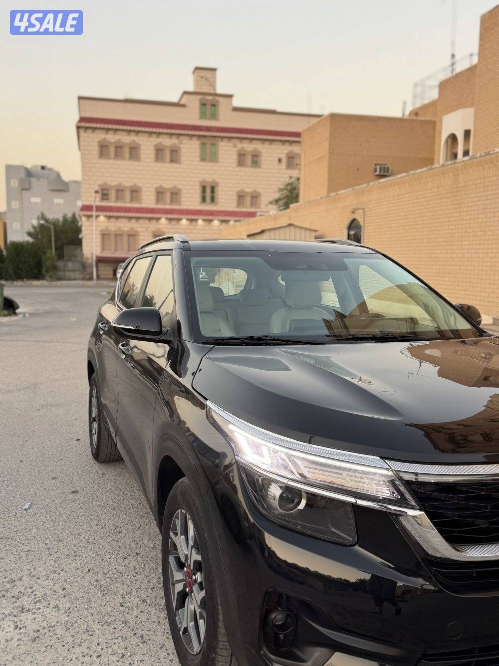 للبيع جيب كيا 20222