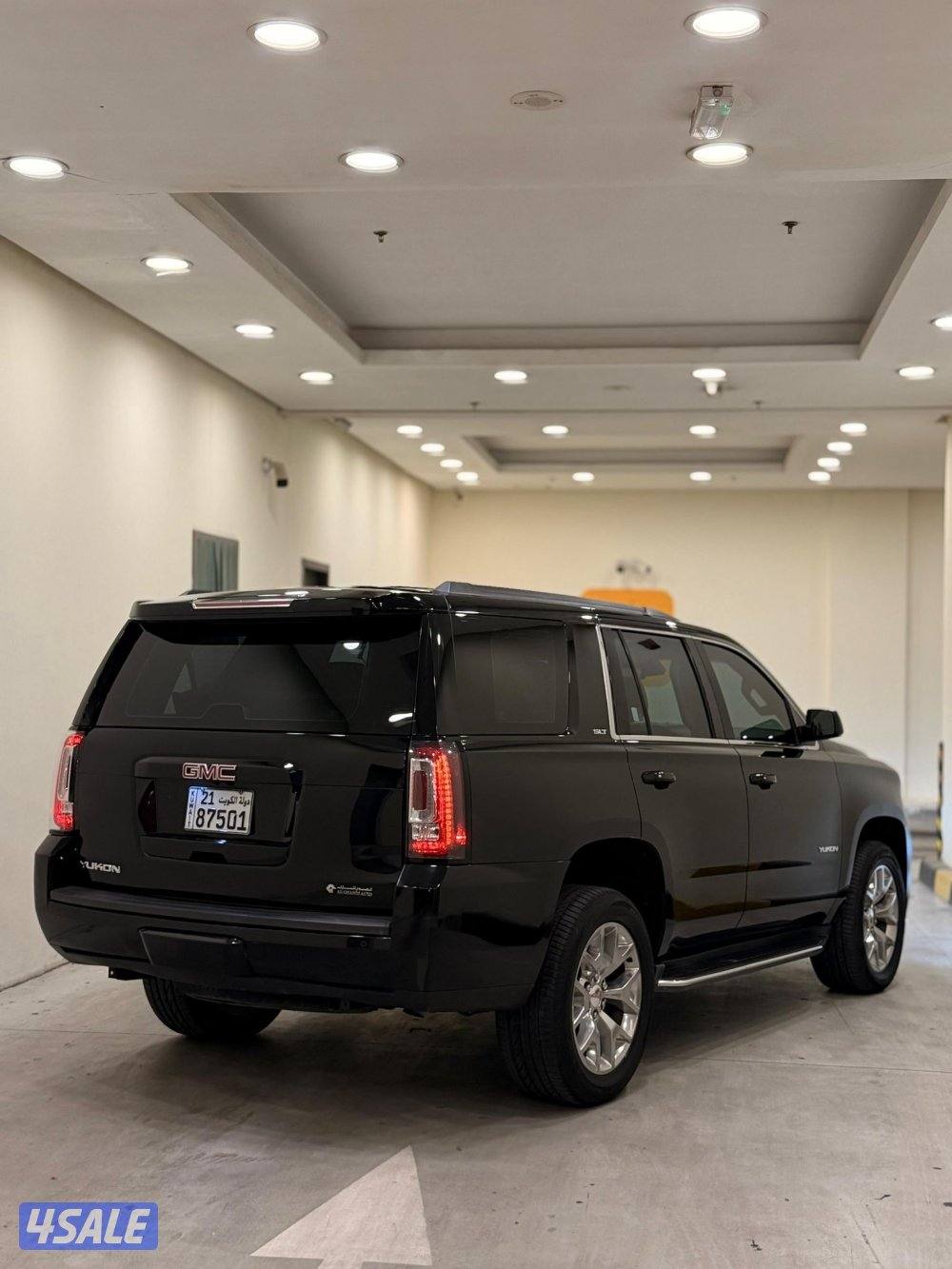 للبيع يوكن SLT 2017 صبغ وكاله معدا قطعه2