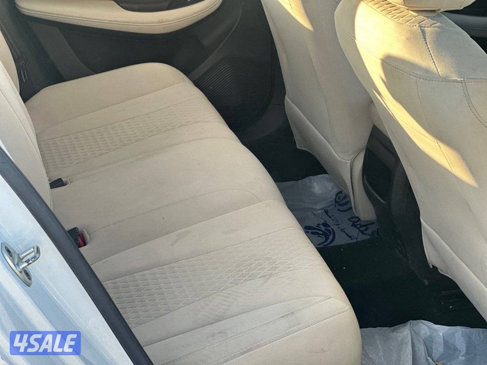 للبيع MG MA4 وارد الوكالة الغانم5