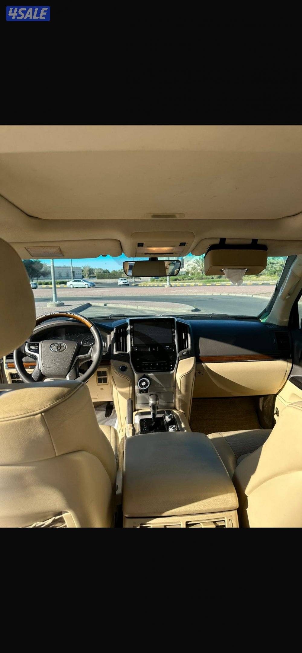 لاندكروز V8 GXR  موديل 2017 وارد الساير شرط الفحص صبغ وكالة4