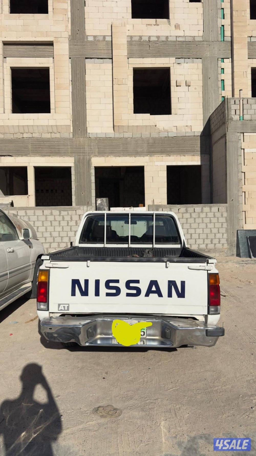 وانيت نيسان موديل 20001