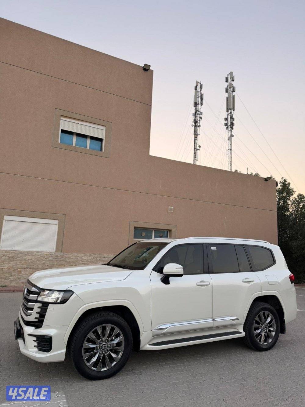 للبيع لاند كروز GXR AeroS توين تيربو3