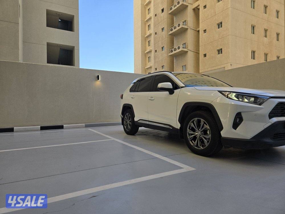 للبيع تويوتا راف 4 موديل 2022 مرفق الفحص3