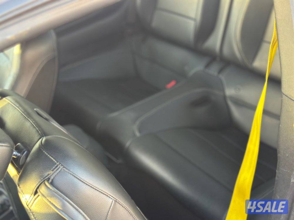 للبيع فورد موستنج ٨ سلندر 5.05