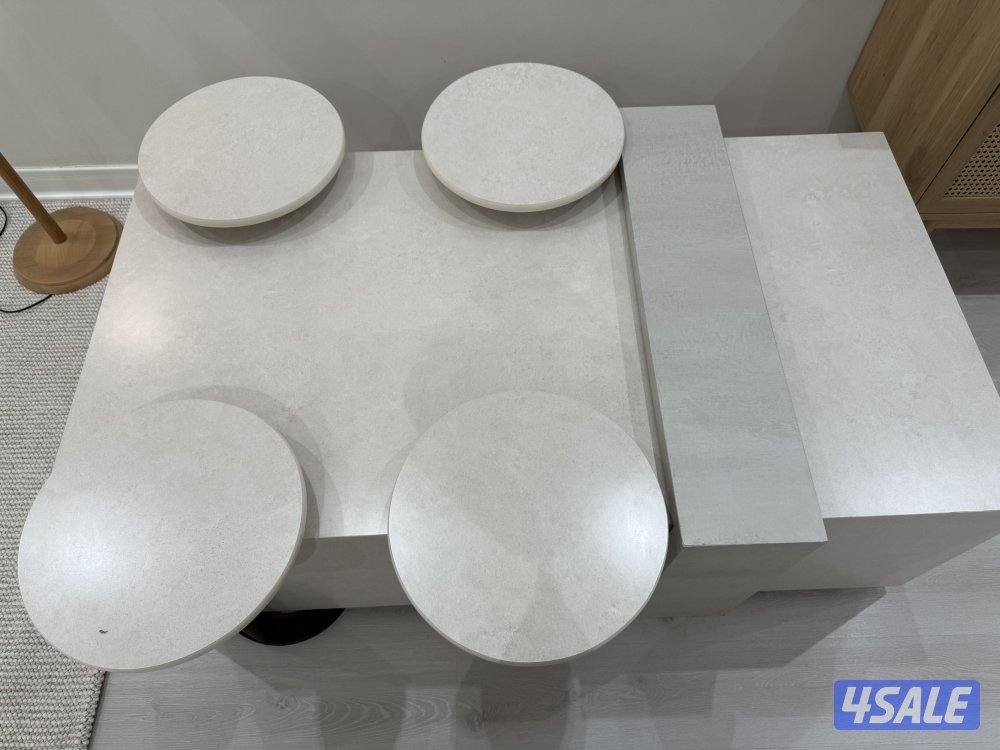 طاولة استقبال1