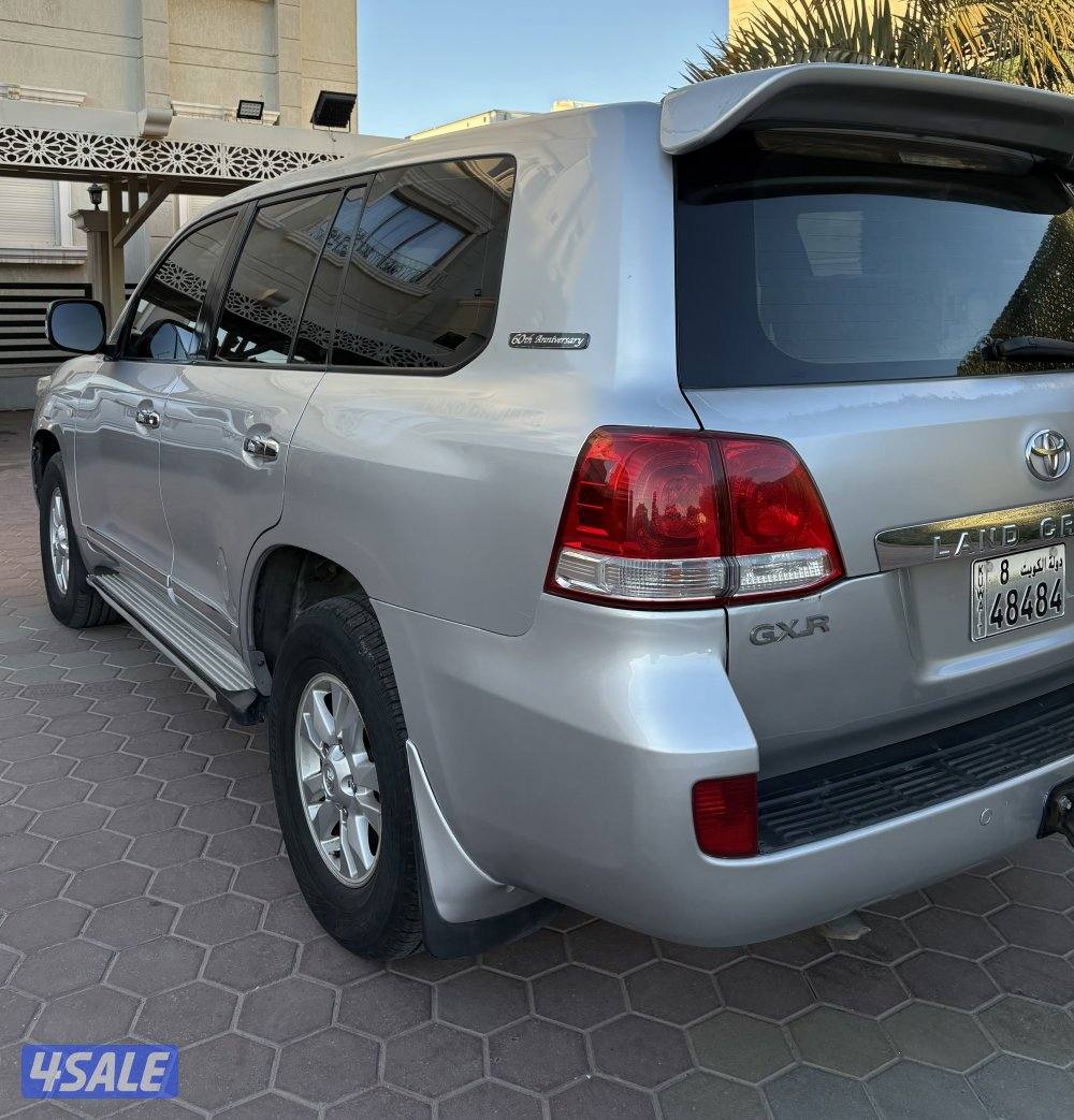للبيع لاند كروزر Gxr2