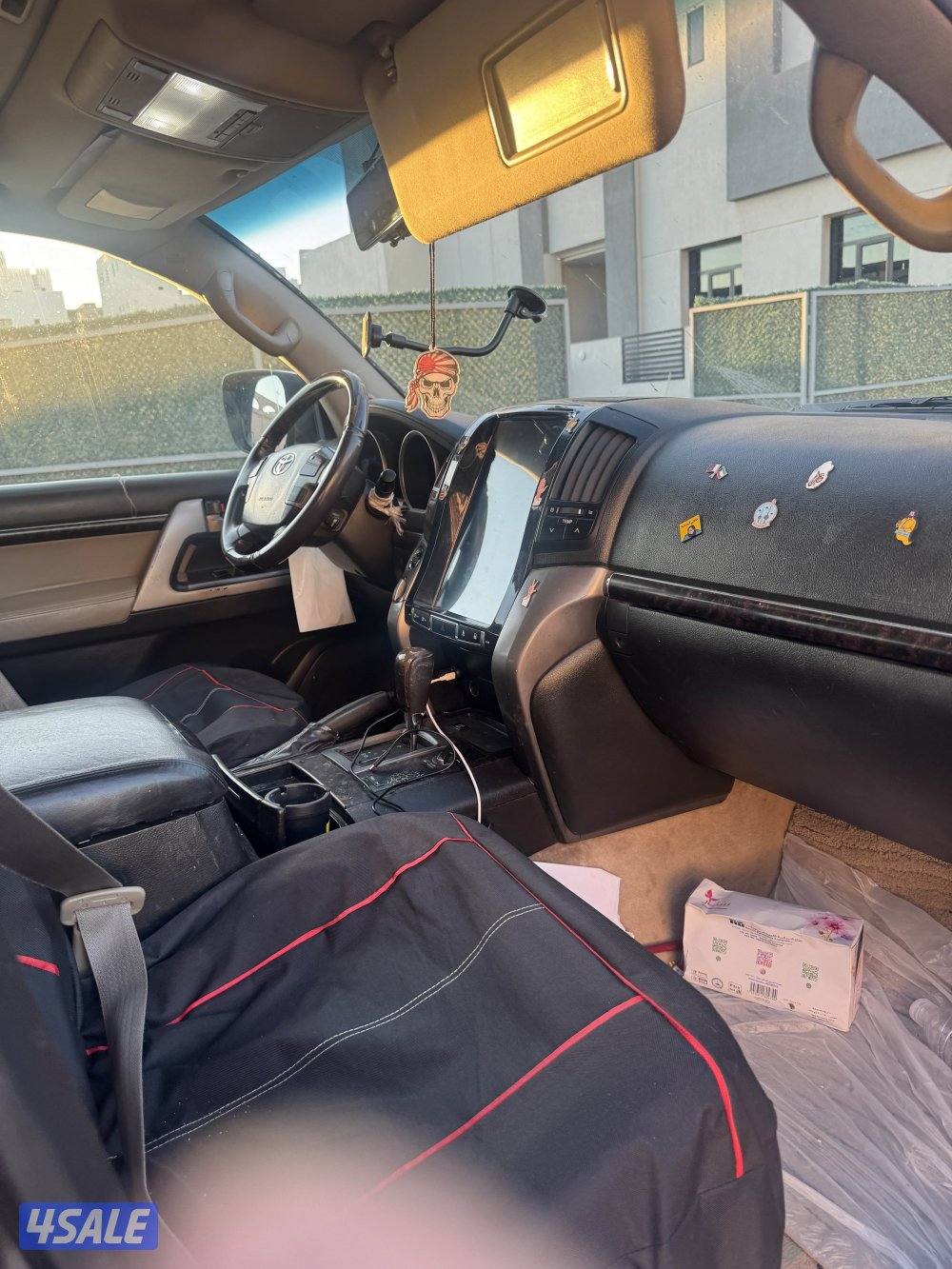 للبيع لاند كروز VXRموديل ٢٠١٠ صبغ الوكاله ماشي ٢٤٥ استعمال خفيف وايد5