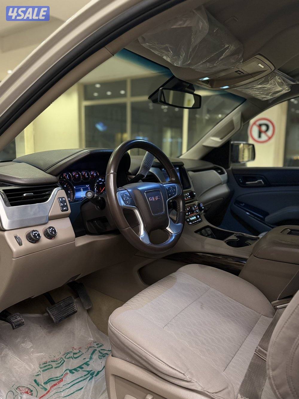 للبيع يوكن 2015 مخزن ماشي ١٦٠ فقط ودبل قير4