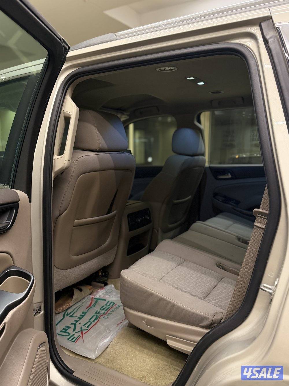 للبيع يوكن 2015 مخزن ماشي ١٦٠ فقط ودبل قير5