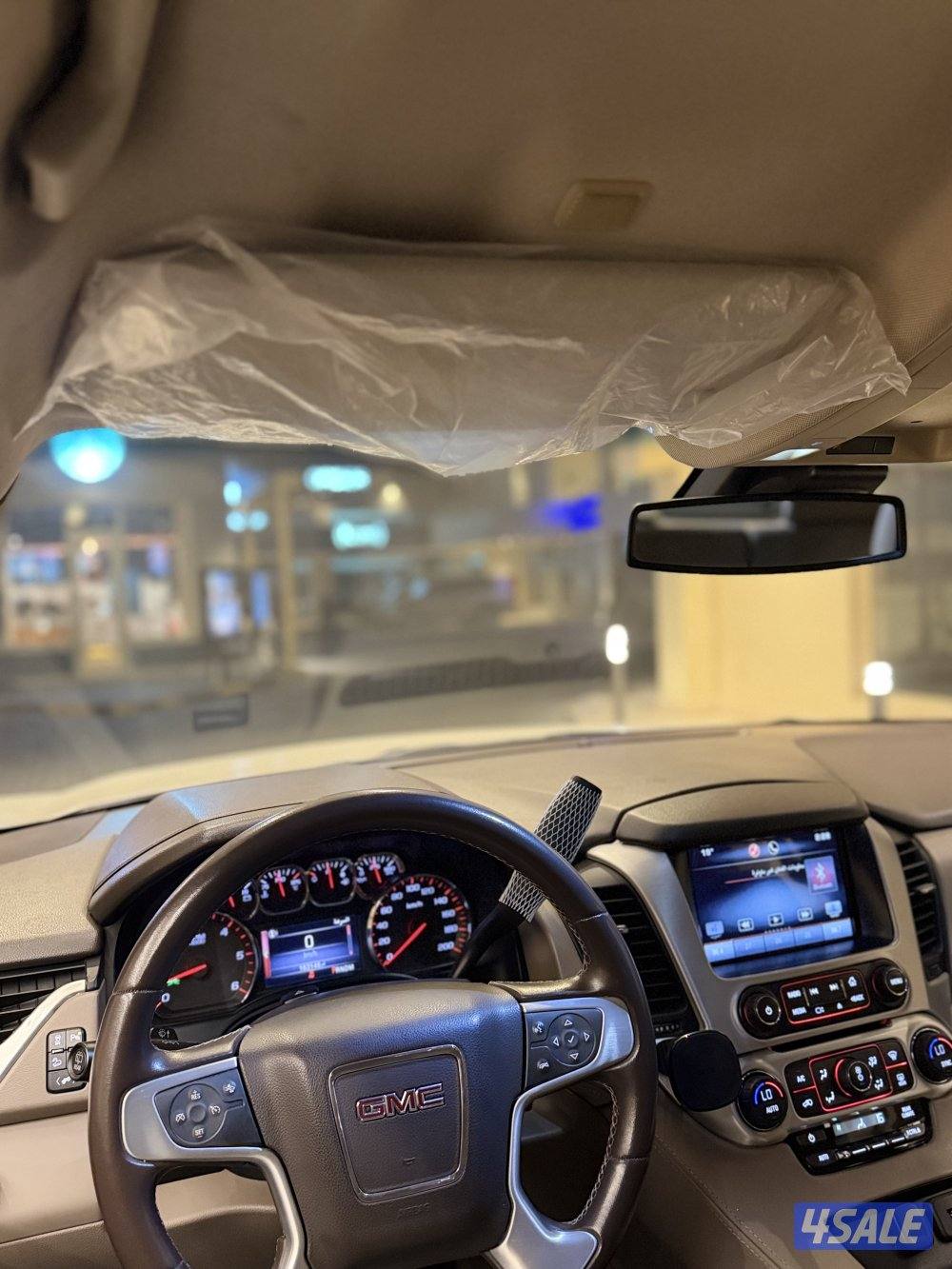 للبيع يوكن 2015 مخزن ماشي ١٦٠ فقط ودبل قير7